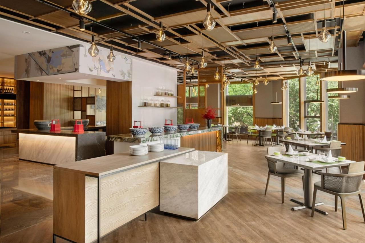 Delta Hotels By Marriott Xi'An Сиан Екстериор снимка