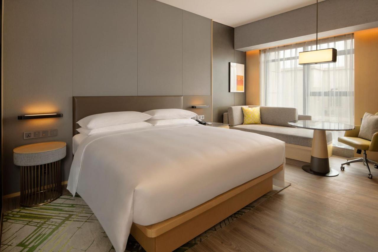 Delta Hotels By Marriott Xi'An Сиан Екстериор снимка